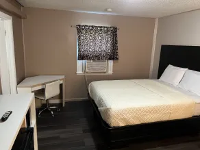 Laci's Country Inn - Knob Noster - Chambre