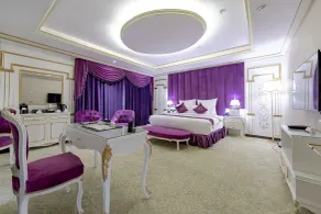 WA Hotel - Room