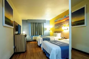 Days Inn & Suites by Wyndham Houston North/Aldine - Chambre