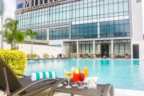 The Excelsior Hotel Las Piñas - Piscine