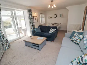 Barn Cottage - Living area