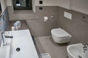 Brand new 70sqm Apartment 1 km From Lake Carezza in the Dolomites Italy - Badeværelse