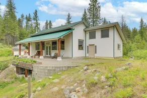 Rustic & Modern Home w/ Forest Views in Newport! - Interiør