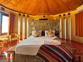 Bella Basera - Room