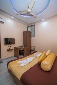Hotel Royce Executive Near US Consulate, Bandra Kurla Complex - Room