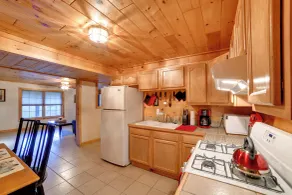 Romantic Afton Escape w/ Fire Pit & Scenic Views - Interior