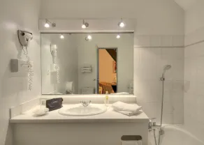 Hôtel Les Jardins d'Adalric Obernai - Salle de bain