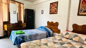 Royal Palace Hostal - Room