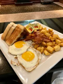 Days Inn by Wyndham Sudbury & Conference Centre - Restaurant