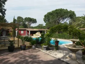 Les Mayombes - Pool