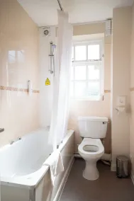 Old Grey Mare Inn by Greene King Inns - Salle de bain