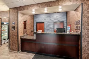 Cobblestone Hotel & Suites - Little Chute - Réception