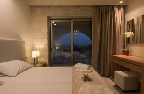 Libyan Mare - Habitación