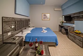 Blue Aegean Hotel & Suites - Chambre