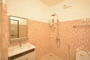 White Summerville Tourist Inn - Salle de bain