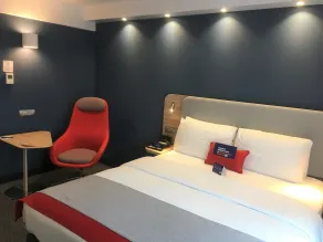 Holiday Inn Express Zürich Airport by IHG - Camera