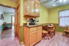 Grill, Dine & Relax Outside: Home in Tyrone! - Interiør