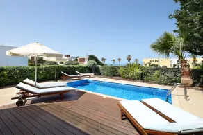Paradise Cove Luxurious Beach Villas - View from room