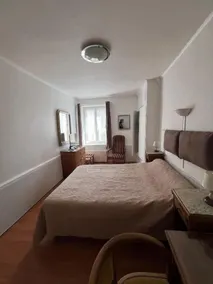 Hôtel des XII Apôtres & de la Clé des Champs - Habitación