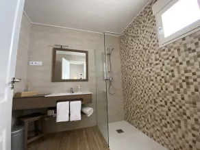 Azafrán Consuegra Rooms - Badrum