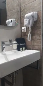 Elizabeth Queen Luxury Rooms - Salle de bain