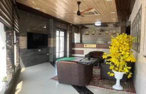The Royal Paradise Resort and Salt Yard - Reception