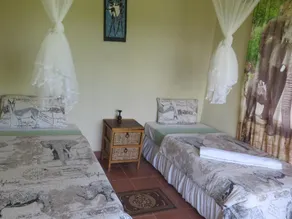 Mount Hermon Safari Cottages - Habitación