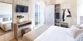 Little Hotel - Room