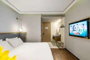 Qinfengyuan Hotel (Shanghai Xuhui District Zhongshan Hospital Jiashan Road Subway Station Branch) - Room