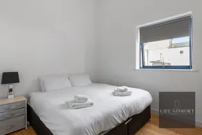 City Centre Spacious Apartment - Habitación