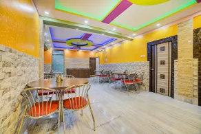 FabHotel Nest - Restaurant