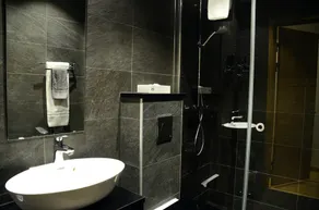 Home Hotel Bilan - Bathroom
