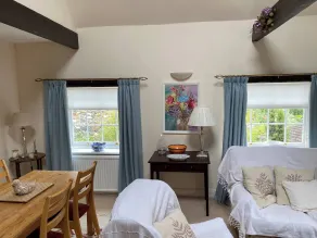 Kent Apartment 2 bed in Sandwich, with Free Parking - Opholdsområde