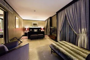 Ramada Plaza by Wyndham Dubai Deira - Habitación