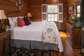 Glen-Ella Springs Hotel & Restaurant - Room