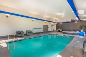 The Valor, an Ascend Collection Hotel - Pool