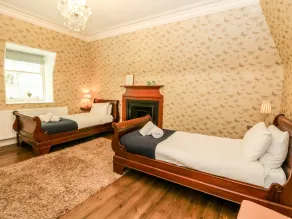 LODGE BEARNOCK, acceptant les animaux, cottage de vacances de luxe à Cannich - Chambre