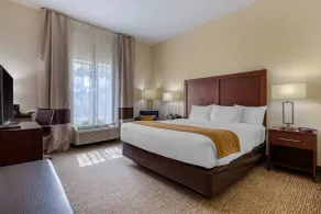 Comfort Inn & Suites - Værelse