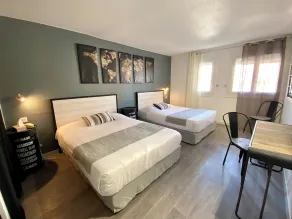 Logis Hôtel Les Grenadines - Room