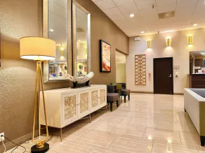 Alhambra Hotel - Lobby