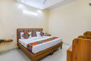 Super Hotel O by OYO Sector 52 Chandigarh ISBT Road Formerly Hari Residency - Room