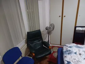 Double Spacious Room near CBS Arena in CV6 4DF Two Guests - Værelse