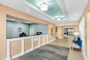 Quality Inn Kilmarnock - Lobby