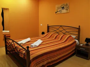 Provvidenza - Room
