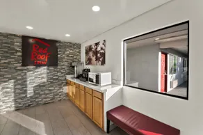 Red Roof Inn Los Angeles - Bellflower - Lobby