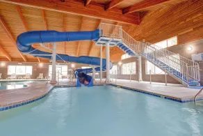Comfort Inn & Suites St Paul Northeast - Piscine