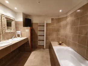Chambre d'hôtes Château de Lussac - Bathroom