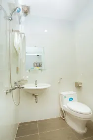 Hotel Kim Yen - Bathroom
