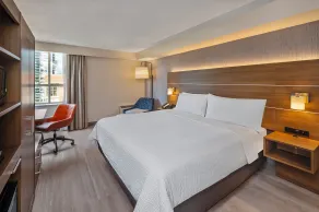 Holiday Inn Express Toronto Downtown by IHG - Zimmer