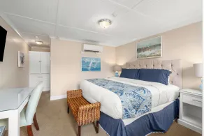 Guest House Suites - Zimmer